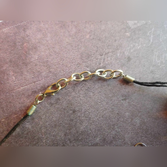 RARE/Vintage 80's Zebra wooden beaded necklace & earring set. - Picture 14 of 17